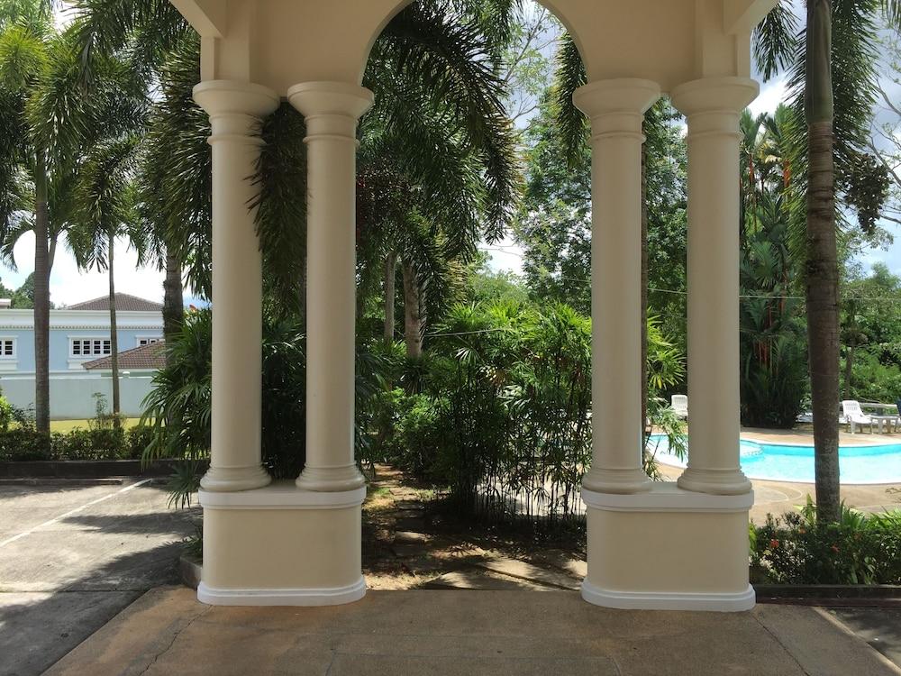 Krabi Golden Hill Hotel Bagian luar foto