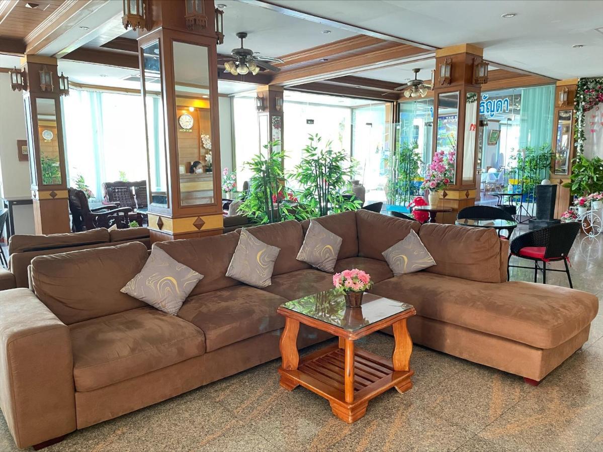 Krabi Golden Hill Hotel Bagian luar foto