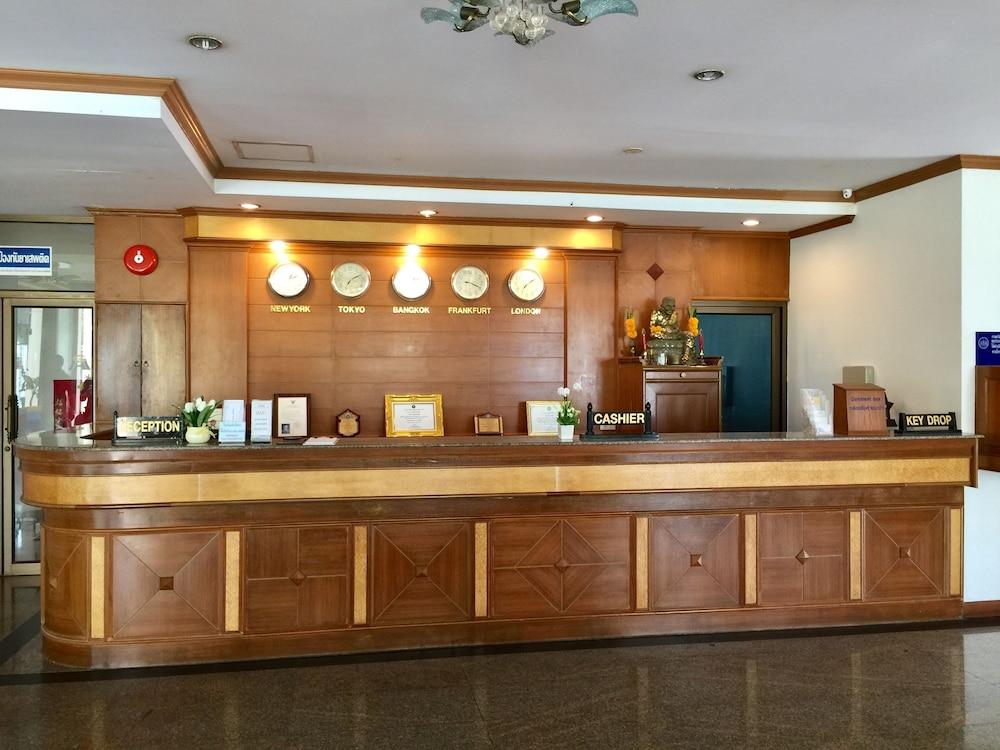 Krabi Golden Hill Hotel Bagian luar foto