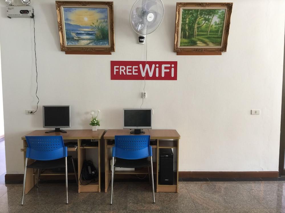 Krabi Golden Hill Hotel Bagian luar foto