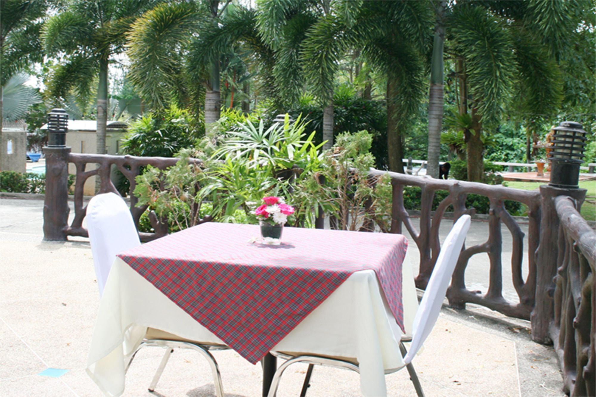 Krabi Golden Hill Hotel Bagian luar foto