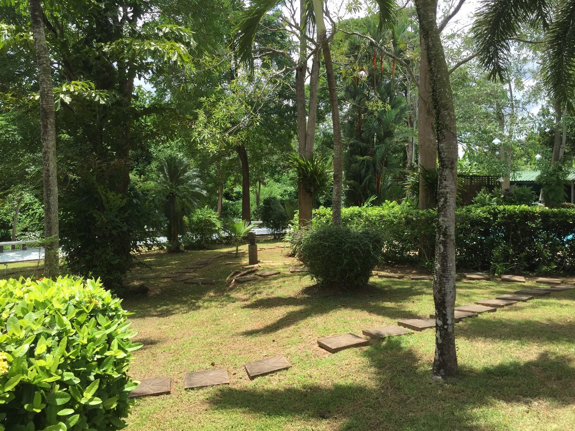 Krabi Golden Hill Hotel Bagian luar foto