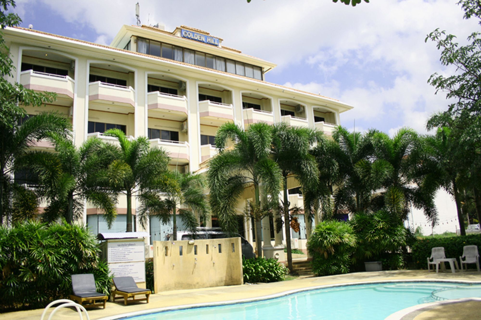 Krabi Golden Hill Hotel Bagian luar foto